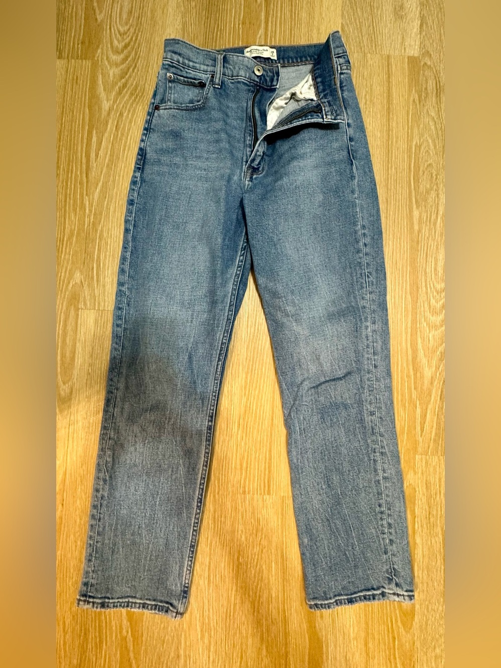 Abercrombie & Fitch The Ankle Straight Ultra High Rise Curve Love Jeans